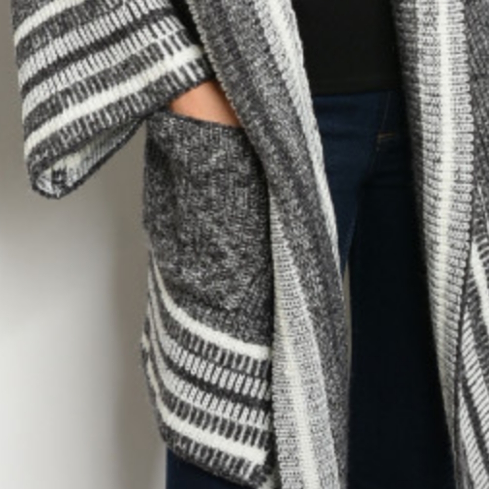 MAIZIE Cozy Warm Soft Open Front Long Sleeve Oversized Knit Cardi Sz Medium NWT - Picture 3 of 7